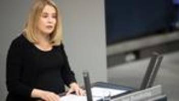 Familienplanung im Amt: Ministerin Hubertz geht in Babypause