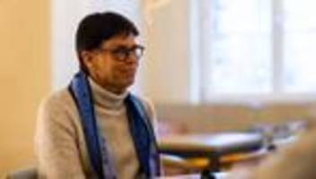 Freizeitpark: Prinzessin Stéphanie besucht Zirkusshow im Europa-Park