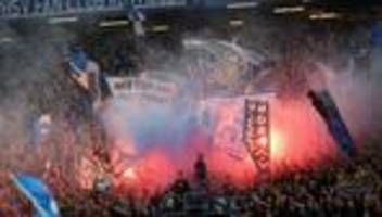 Fußball-Bundesliga: Pyro-Vergehen im Derby: DFB-Sportgericht bestraft HSV