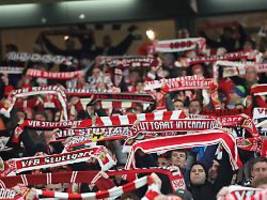 Großer Ärger in den Niederlanden: Stuttgart-Fans reisen massenhaft vor Anpfiff wieder ab