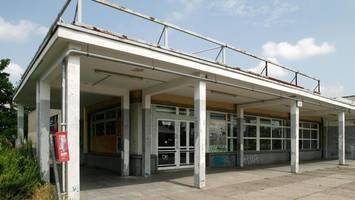 DDR-Kaufhalle verrottete zu einer hässlichen Problem-Immobilie