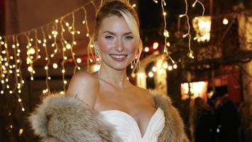 Lena Gercke: Aufregung vor Weihnachts-Party in Clärchens Ballhaus
