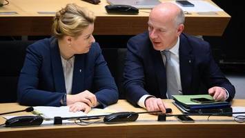 rechnungshof warnt vor berlins absturz in die schuldenfalle