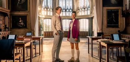 »maxton hall«: serien-fans stürmen schloss – adventsöffnung abgesagt