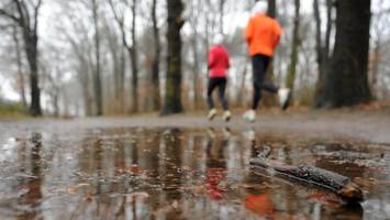 Fit bleiben in der Wintervorbereitung: Was Ernährungs-Doc Riedl Sportlern rät