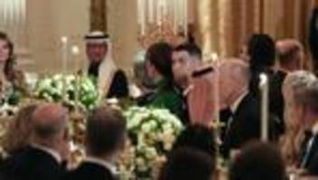 Bundesligavorschau: Fifa-Regeln sind wie Würste