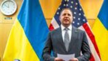 Korruptionsermittlungen: Korruptionsskandal: Durchsuchung bei Selenskyjs Bürochef