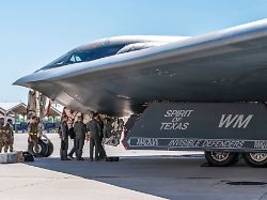Einsatz im Iran gelobt: Trump: Haben viel mehr wunderbare B-2-Bomber bestellt