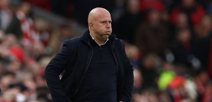 Premier League - FC Liverpool unter Druck: Trainer Arne Slot will weiter hart kämpfen