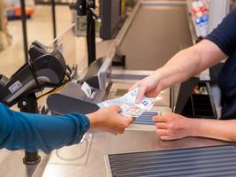 Bundesbank-Studie: Bargeld und Girocard für Einzelhandel am günstigsten