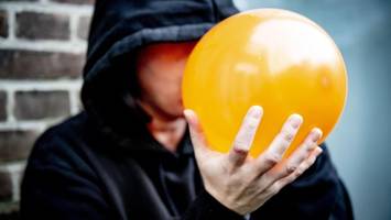 lachgas: Überhaupt nicht lustig – es lauern große gefahren