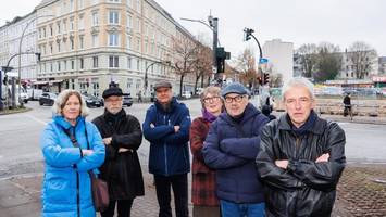 schon zehn unfälle: ottenser fordern umbau von gefährlicher kreuzung