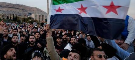 Syrien ruft zu Feiern zum Jahrestag der Rebellenoffensive auf