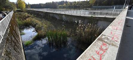 Stadt sperrt kleinen Verbindungssteg am Hochablass