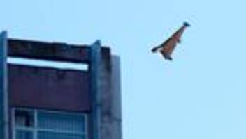 Ukraine-Krieg: Neue Luftangriffe auf Kiew - Einschläge in Wohnhäusern