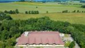 Wintersport: SA/Eishalle in Jonsdorf wieder offen