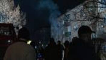 Krieg gegen die Ukraine: Neue Luftangriffe auf Kyjiw treffen Wohnhäuser