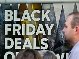 KI als Schnäppchenfinder: US-Amerikaner shoppen am Black Friday für knapp 12 Milliarden Dollar