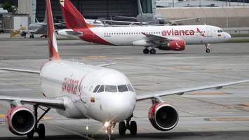 softwarefehler bei airbus: flugzeug muss notlanden – tausende jets betroffen