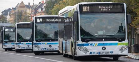 Fahrer eines AVV-Regionalbusses kennt die Linie nicht und verfährt sich