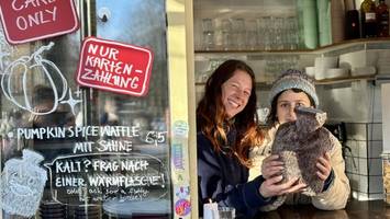 heiße idee am ufer: wärmflaschen am kiez-pavillon