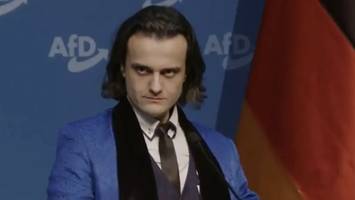mysteriöser hitler-auftritt sorgt bei der afd für viele fragezeichen