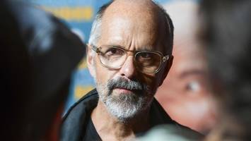 Warum Christoph Maria Herbst wieder Klobrillenbart trägt