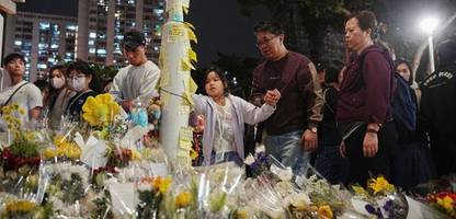 Hongkong nach Hochhausbrand: Dreitägige Trauerzeit ausgerufen