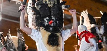 Klaasohm-Brauch auf Borkum: Frauen sollen nicht mehr mit Kuhhörnern geschlagen werden