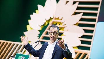 der dunkelgrüne: leitet cem Özdemir die wende für die grünen ein?