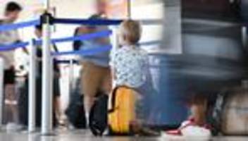 flugverkehr: zahl der fluggäste im sommer gestiegen