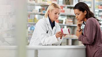 Übelkeit durch medikament: apothekerin gibt entscheidende tipps