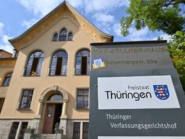 justiz und verfassung: wie sich die feindliche Übernahme abwehren lässt