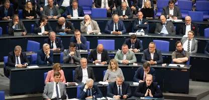 AfD: Gesundheitsministerin Nina Warken beklagt »unterirdische Kommentare« gegen Frauen im Bundestag