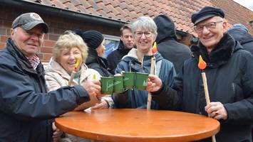 Zum Henstedter Weihnachtsmarkt pilgern sogar Gäste aus dem tiefen Hamburg