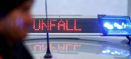 polizei ermittelt nach unfallflucht