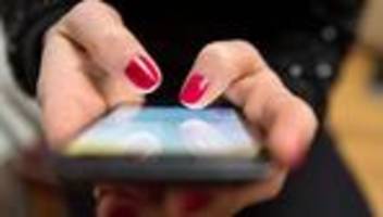 Betrugsmasche: Frau fällt auf Love Scamming herein und verliert 47.000 Euro