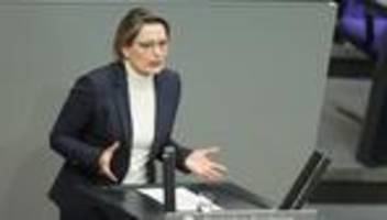 Klare Regeln bei Schäden: Hubig will Haftung für E-Scooter-Unfälle verschärfen