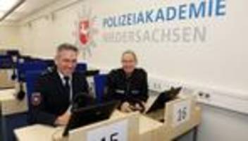 Polizeiakademie: Polizei nimmt Demokratie-Check in das Auswahlverfahren