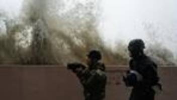 Unwetter: Wirbelsturmsaison endet glimpflich - USA und Japan verschont