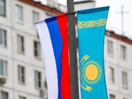 10.000 lkw und nichts geht voran: der höllische stau an der russisch-kasachischen grenze 