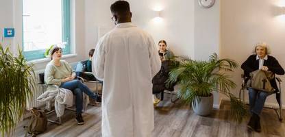Patienten in Ostdeutschland warten länger auf Arzttermine