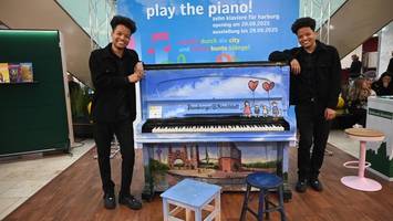 boogie woogie lebt! diese zwillinge bringen hamburg zum klingen