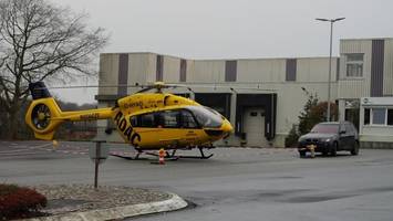 Lkw demoliert Rettungshubschrauber: Schaden geht in die Hunderttausende