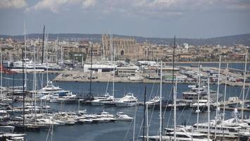 Mallorca: Demenzkranker Deutscher (70) verschwunden – So sieht er aus