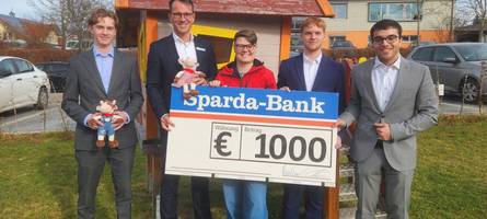 kinderhospiz st. nikolaus erhält 1.000 euro von auszubildenden der sparda-bank augsburg eg
