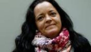 beate zschäpe: weil es in ihrem interesse ist