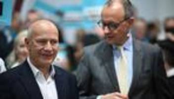 Kanzlerbesuch: Bundeskanzler Friedrich Merz kommt ins Rote Rathaus