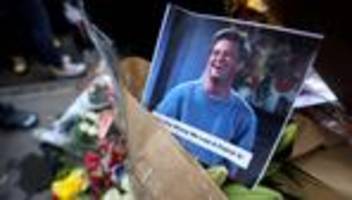Tod von Friends-Schauspieler: Arzt von Matthew Perry zu zweieinhalb Jahren Haft verurteilt