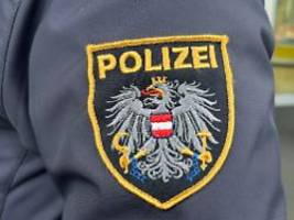 SOS-Handzeichen gezeigt: Sechsjährige rettet Familie vor Entführung